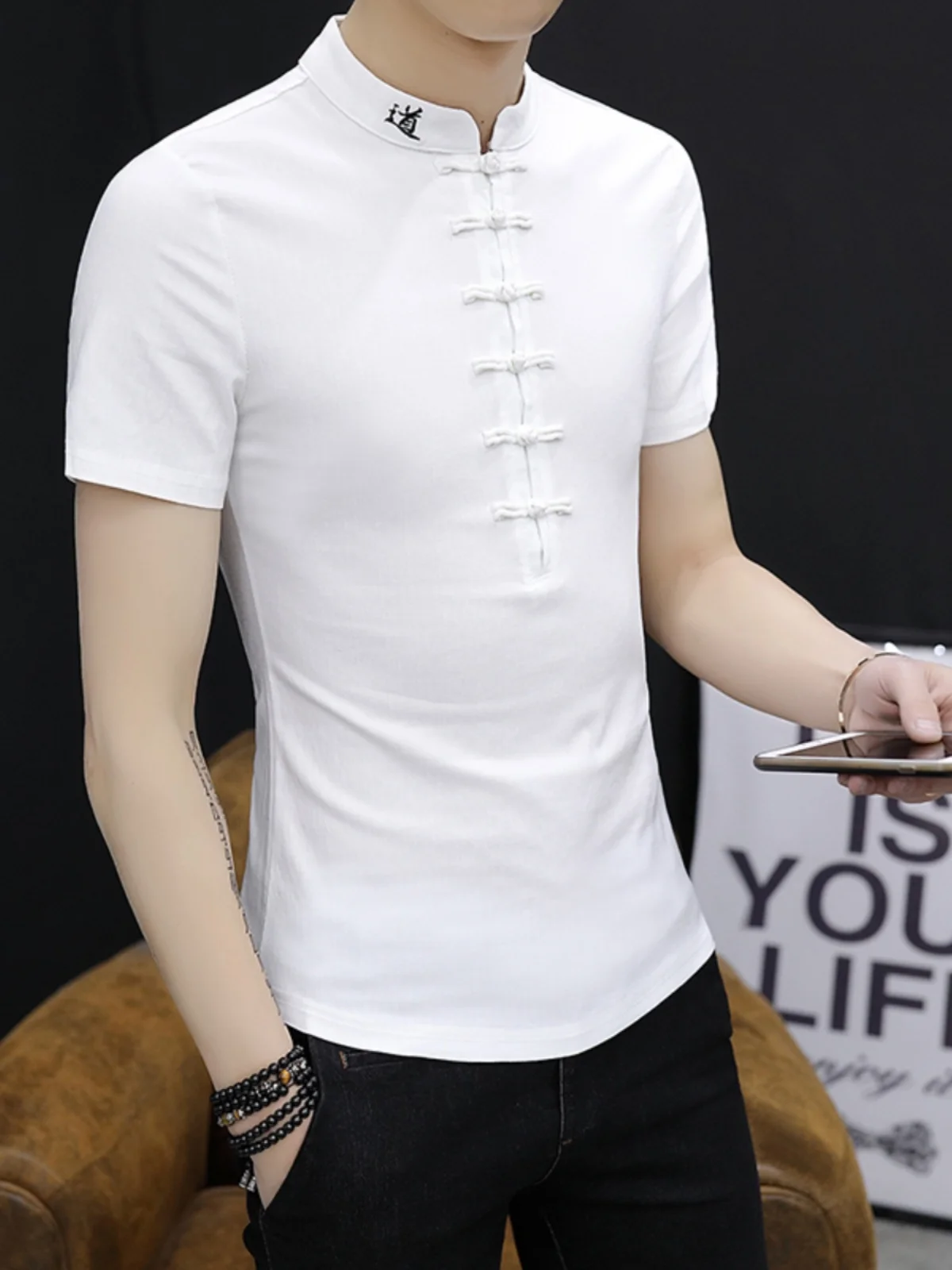 

Summer Linen ort Sve T-irt Men's Faion Stand Collar Button Cotton Linen Loose Large Size Embroidery Body irt Hanfu