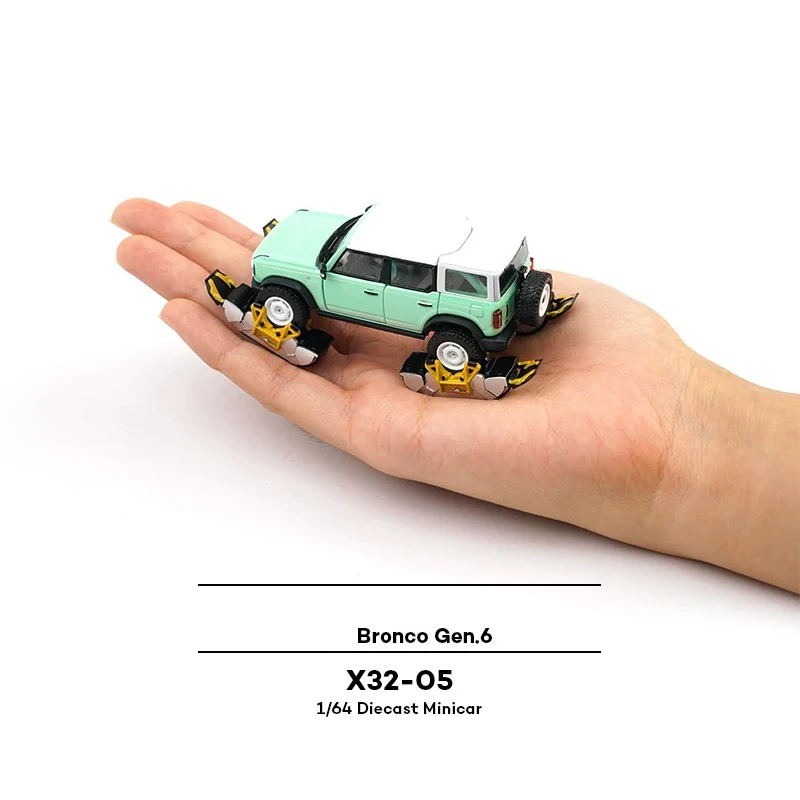 XCARTOYS 1:64 Scale Bronco Gen.6 X32-05 Alloy Car Model For Collection Display & Holiday Gifts Toys