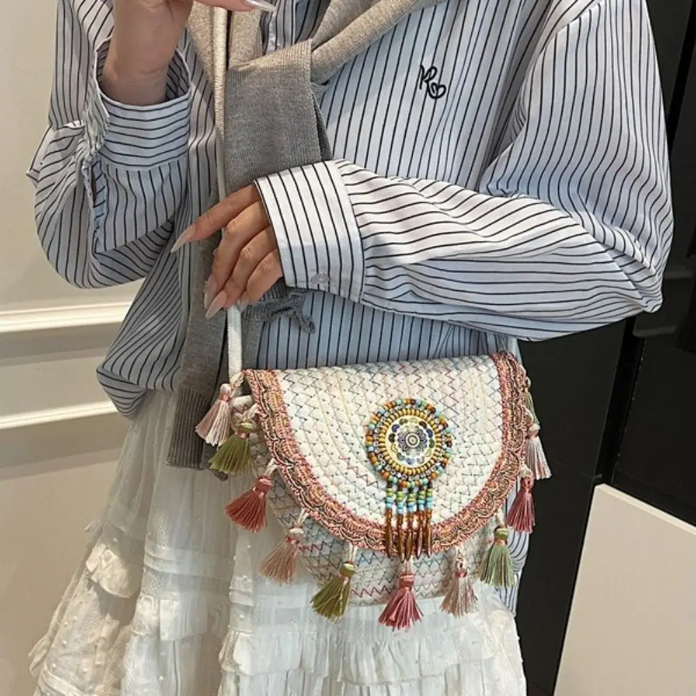 

Vintage Ethnic Style Crossbody Bags Large Capacity Leisure Fringe Shoulder Bag Woven Geometric Bohemian Tassel Bag Outdoor