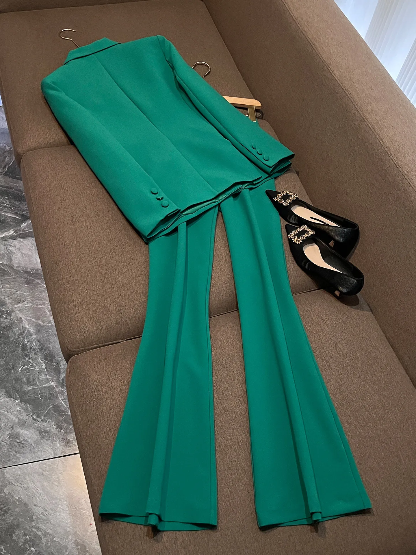 Lady High Quality Designed Lace-up Office Fashion Suit Notched Long Sleeve Single-breasted Blazer Flare Pants Women  Solid 2Pcs