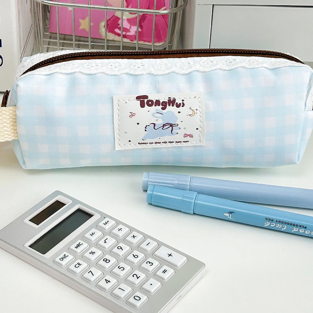 Jolie trousse à crayons en dentelle dopamine avec un appel esthétique élevé, style Instagram, rangement de papeterie pour étudiantes