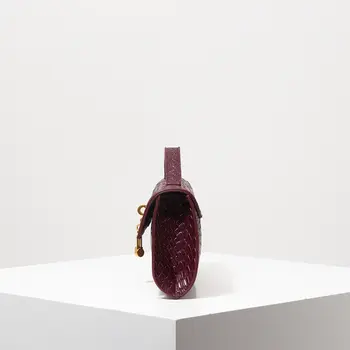 復古仿皮編織法國包,翻蓋女士手拿包,優雅晚宴包,酒紅色錢包,女士禮服派對包,婚禮用品(圖案隨機) 8 最佳銷售 紅色編織袋 - №7