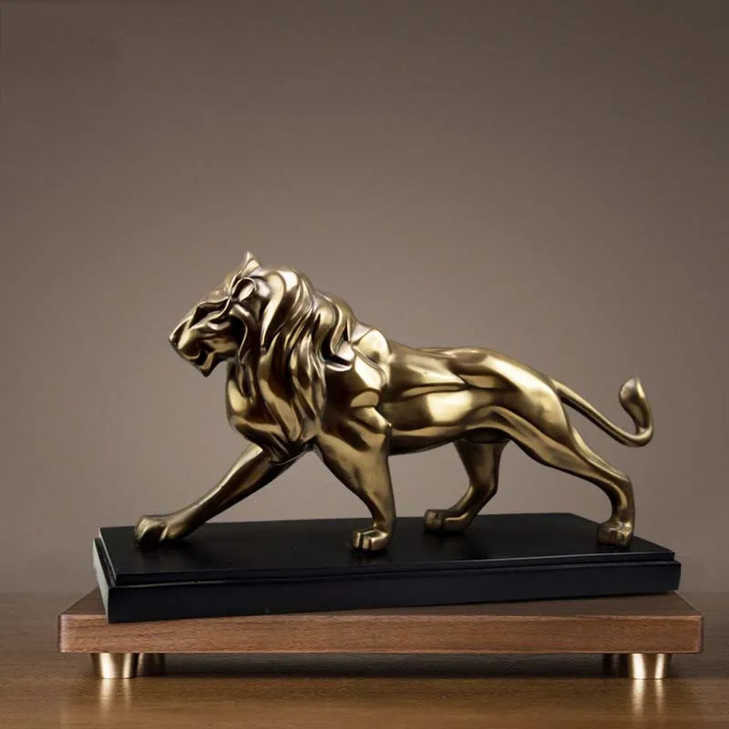 

EUROPEAN STYLE HERO LION CAST BRONZE STATUE HOME DECORATION ACCESSORIES RETRO CRAFTS MASCOT MODERN DESK STATUE AND SCULPTURE ART