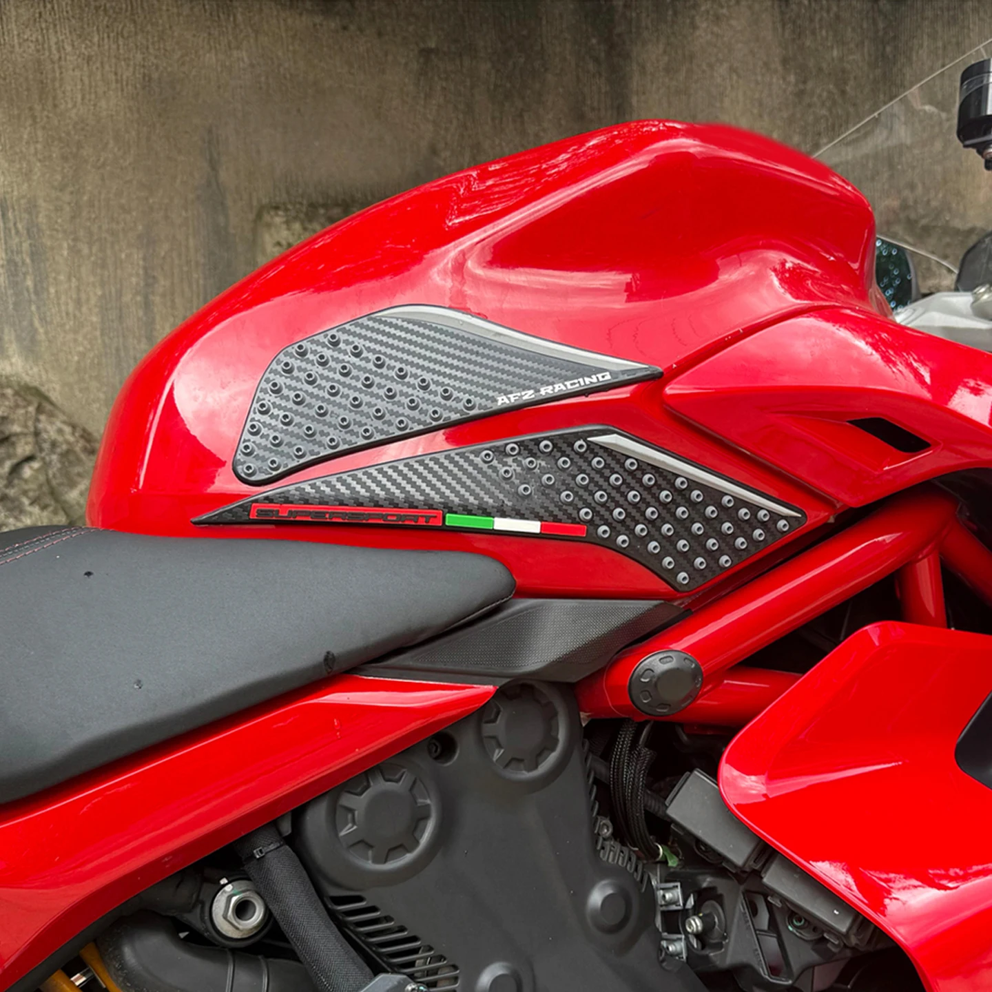 For Ducati SuperSport 939 939S SuperSport 959 959 S motorcycle stickers Fuel tank anti-slip pad side stickers Tank pad Knee pads - Detail 1