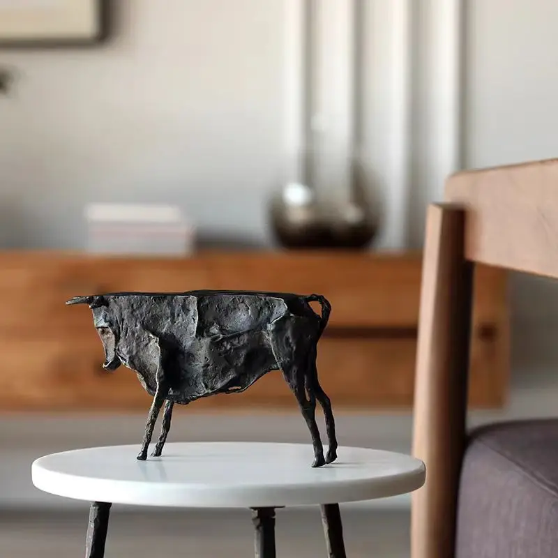 Picasso's Famous Sculpture of The Iron Cow, Abstract Art Cast Iron Black Cow Statue, Home Decoration, Gifts, Art Ornaments