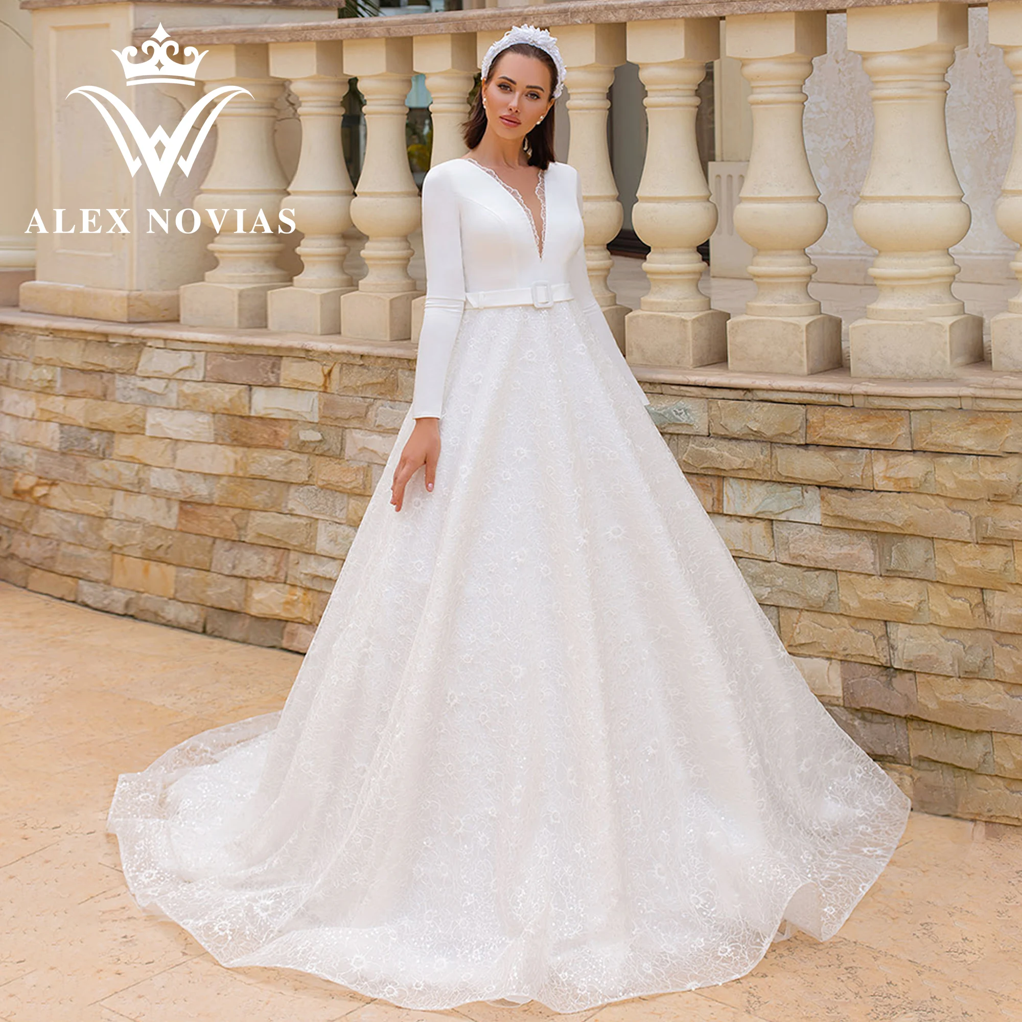 

ALEX NOVIAS Ball Gown Wedding Dress 2023 Classic Deep V-neck Appliques Bow Lace Court Train Satin Dress Vestido Novias De Saten