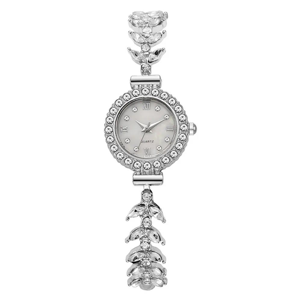

Rhinestone Quartz Watches Diamond Studded Watch Strap with Adjustable Bracelet Circle Shaped Watch Women Wristwatch Gift