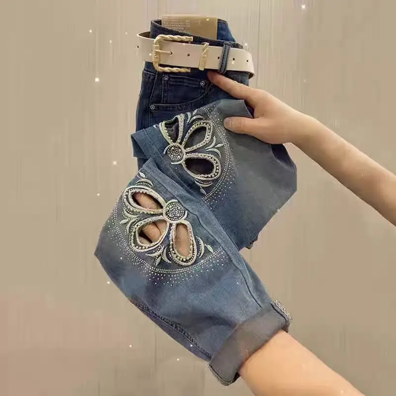 

Джинсы с полым цветком для женщин весной и летом 2025, тонкий дизайн, брюки-шаровары, укороченные брюки