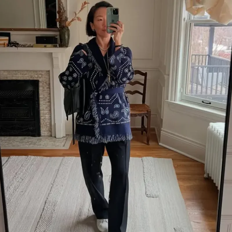 

Элегантный кардиган с кисточками в стиле пэчворк для женщин, свитер с v-образным вырезом и длинными рукавами, новинка 2025 года, осенняя уличная офисная женская верхняя одежда