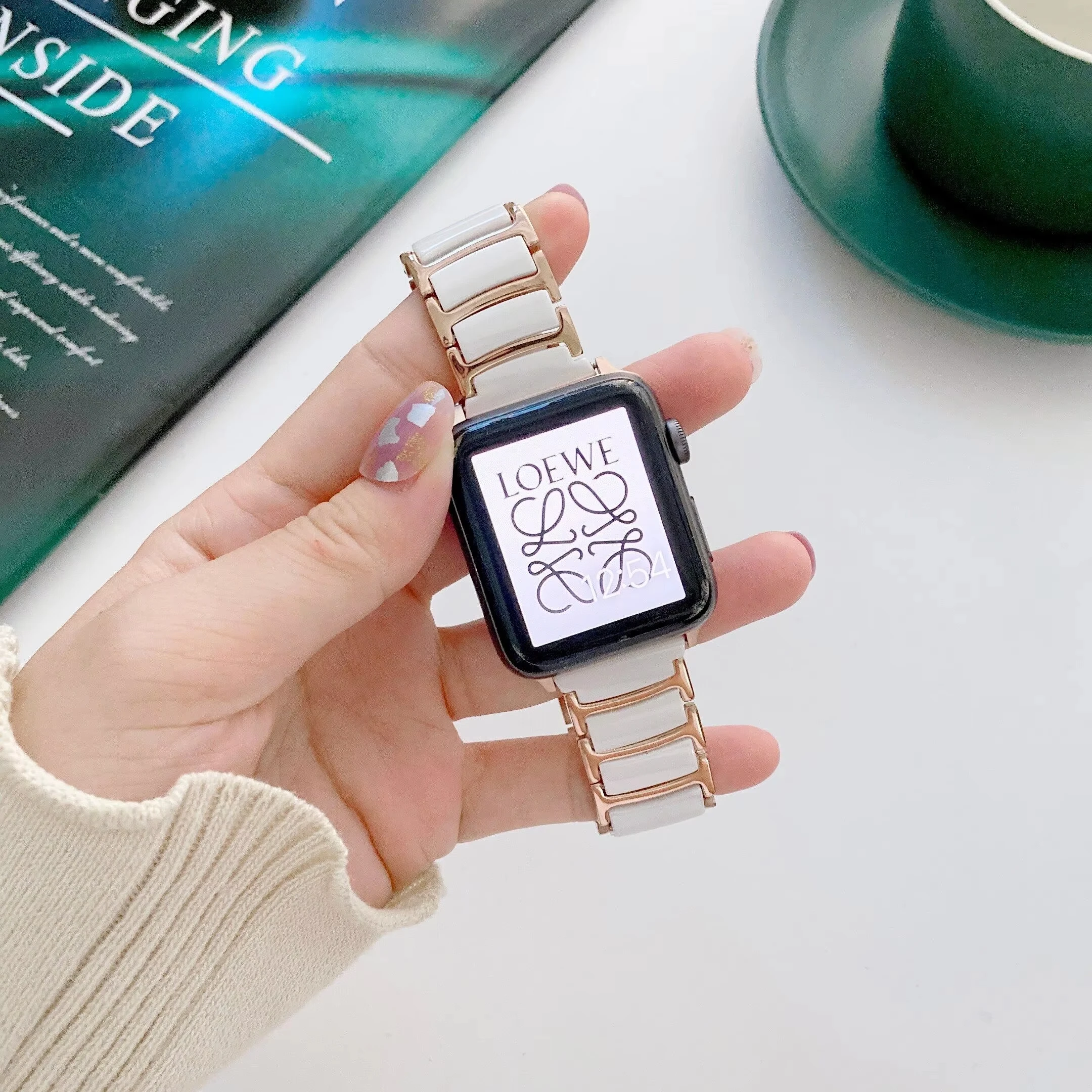 

Ceramic Strap For Apple Watch Band 44mm 40mm 45mm 49mm 42mm 46mm Stainless Steel Butterfly Bracelet IWatch Series 10 9 Se Ultra