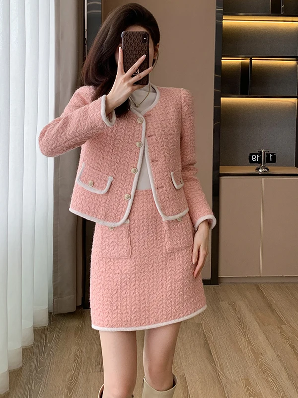 

Elegant Pink Style Jacket Top And Short Skirt Two Piece Set for Women Fashionable Comfortable Winter Outfit