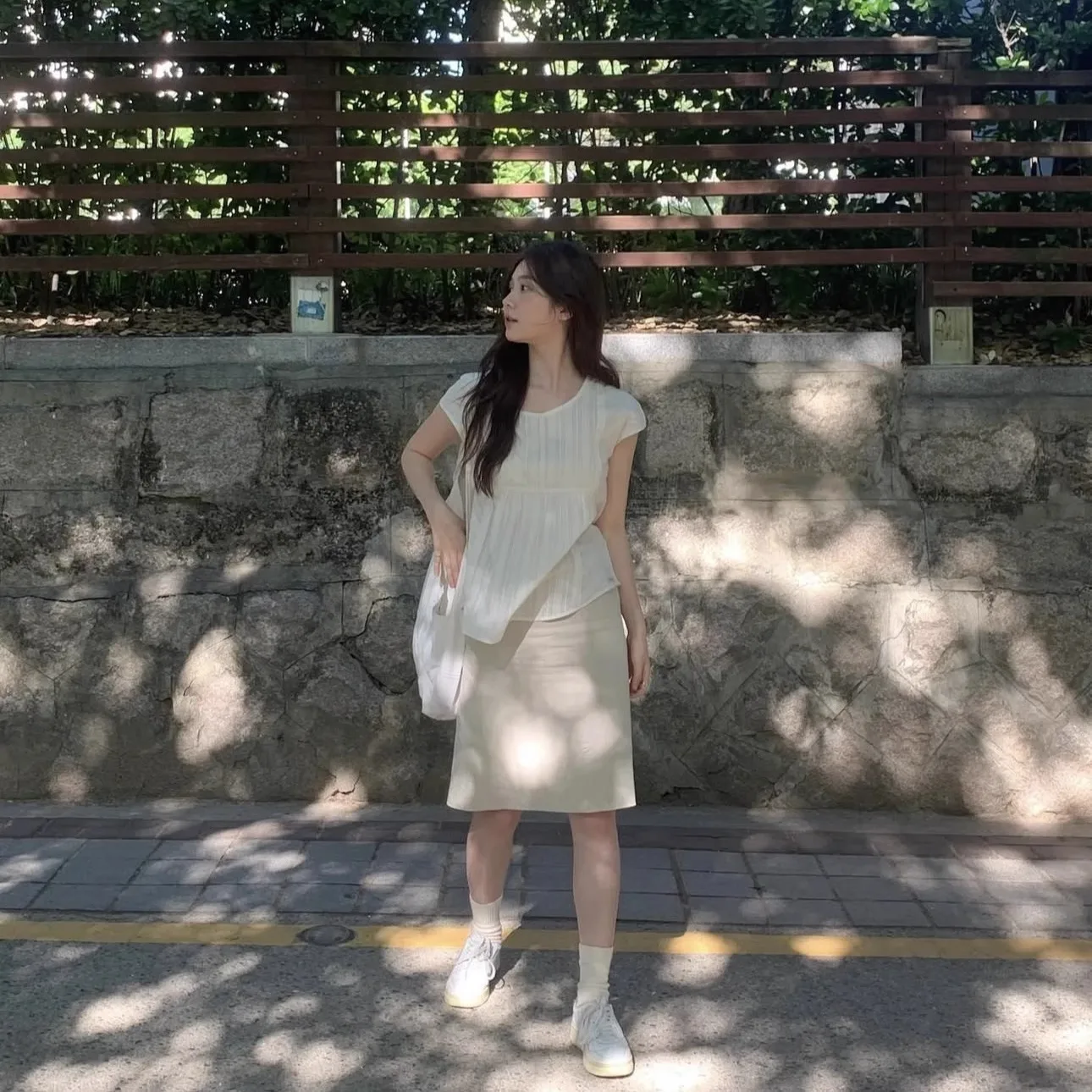 

Casual Loose Fit Cotton round Ne Lace Trim Splice Svel irt Women's Breathable Summer Top Snugno*k Japanese Sle