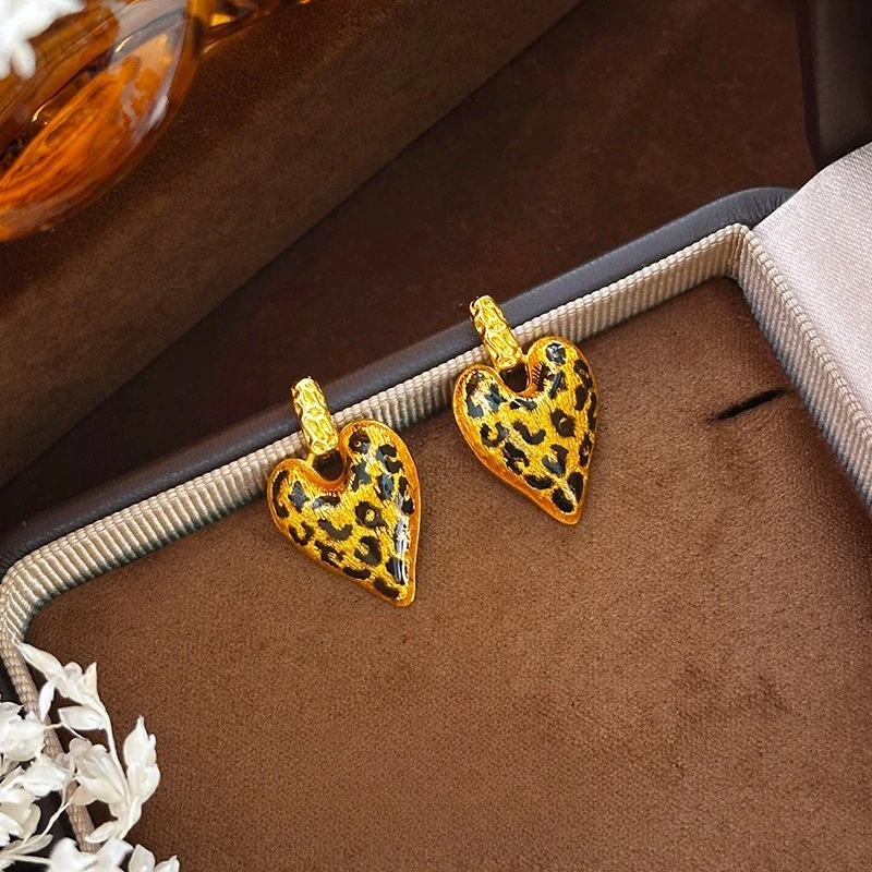 Vintage K18 Gold Color Leopard Print Heart-shaped Earrings for Women Bride Wedding Engagement Stud Earrings Jewelry Sets Gifts