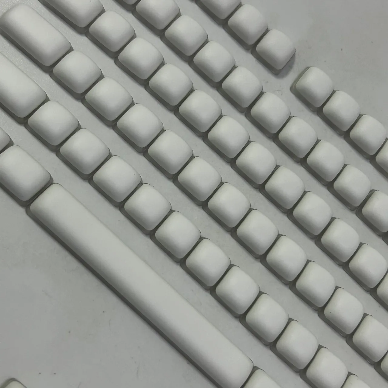 Mog Keycaps Pbt Sublimation White Minimalist Dye Mechanical Keyboard Caps Customized Computer Accessory 87/91 Keys Esports Gifts