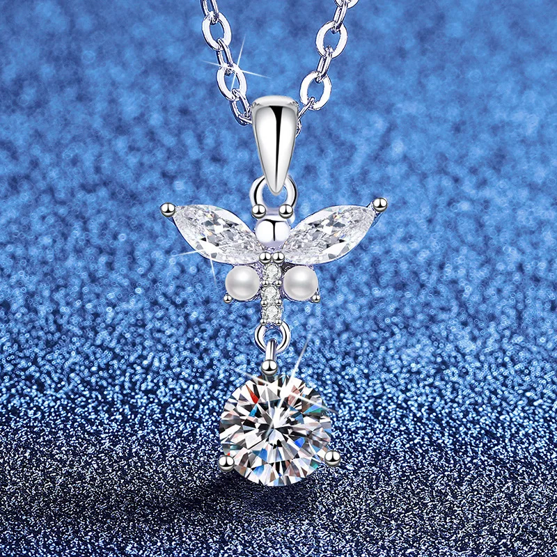 

Platinum PT950 18K Gold Moissanite Necklace Mini Pearl Butterfly Light Luxury High-end Feeling Light Luxury Temperament Necklace