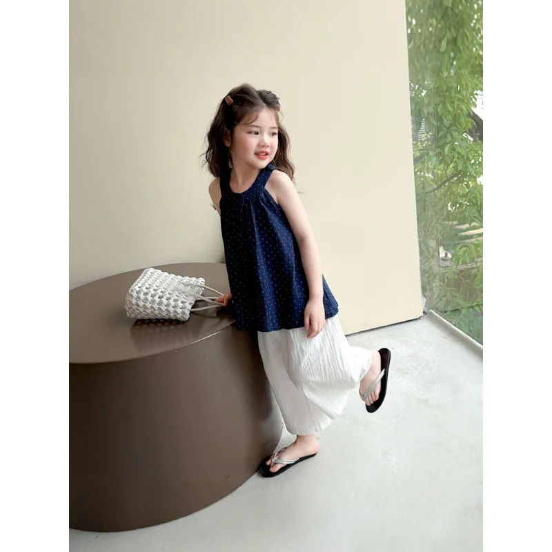 

Girls' Summer New Polka Dot Vest and Wide-Leg Pants Two-Piece Set, Loose and Stylish Children's Fashion Outfit