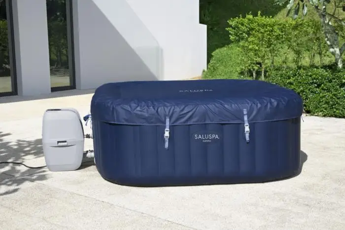 Portable Inflatable Spa Hot Tub 4-6 Person Air Jet Whirlpool Outdoor Indoor Relaxation Use PVC Family Spa Pool Durable Structure