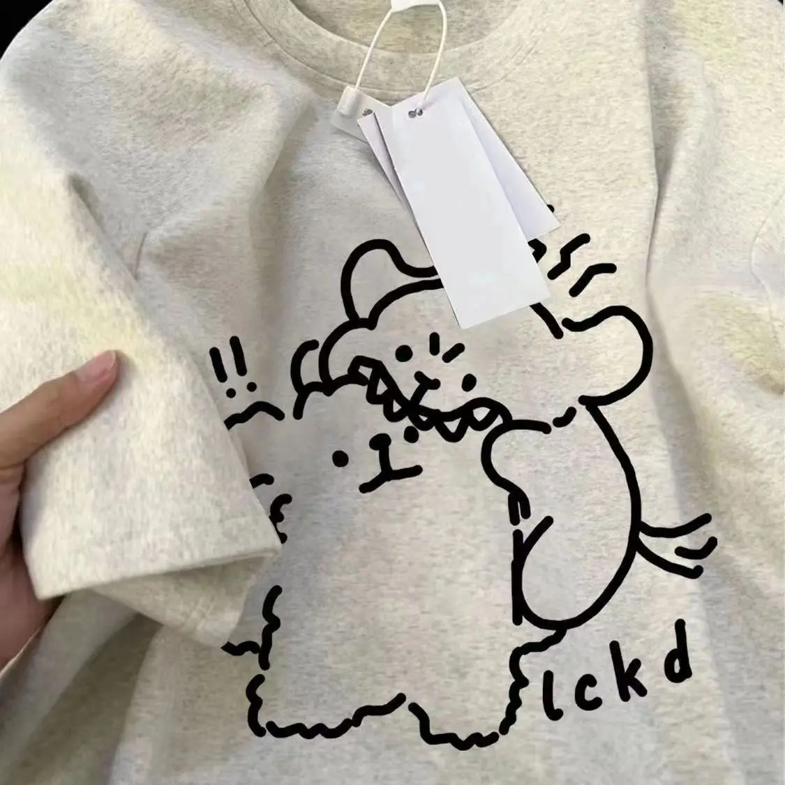 

Хлопковая футболка с графическим принтом в корейском стиле, повседневные свободные футболки большого размера для женщин и мужчин, уличная одежда в стиле Харадзюку в стиле хип-хоп