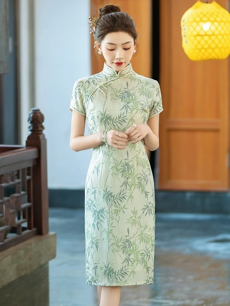

Young ort een Qing Sle Small Size Spring New Version Thin Fabric Ele Modernized Chinese Costume