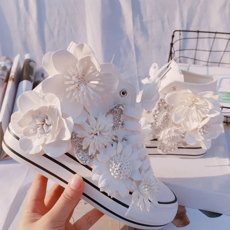 Creative flower diamond wedding party canvas shoes handmade custom white high top breathable casual sports women\'s shoes 35-40
