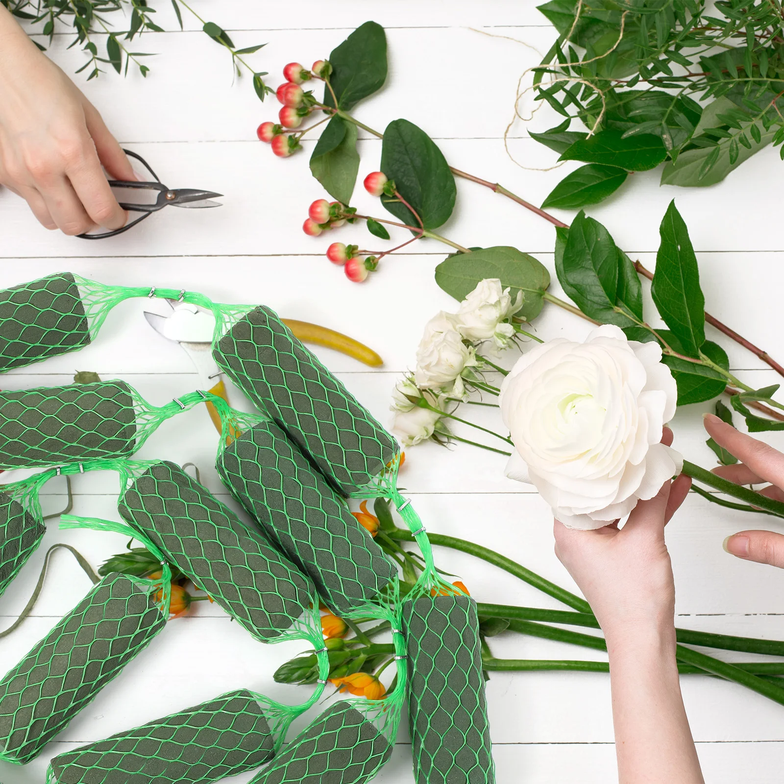 

Shaped Flower Bricks Flexible Floral Spume For Fresh Flower Arrangement Hydrating Base Craft Wedding Decor Tool