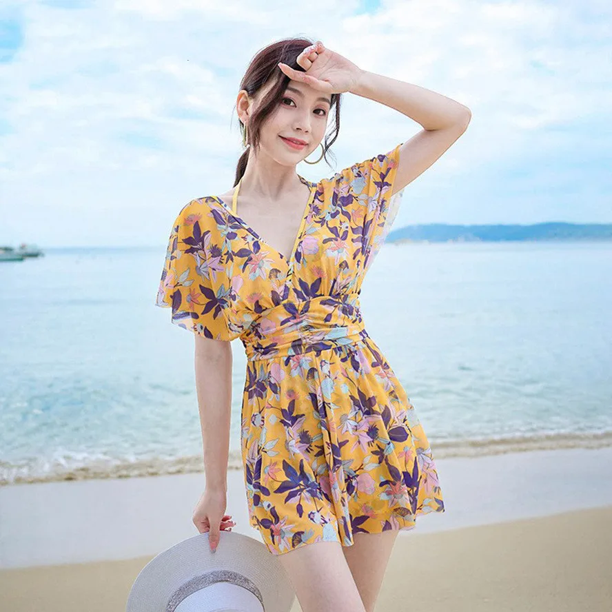 

Conservative Belly Covering Swimming Suit for Women, Slimming One-piece Dress, Fashionable Sexy Seaside , Hot Spring Swimwear