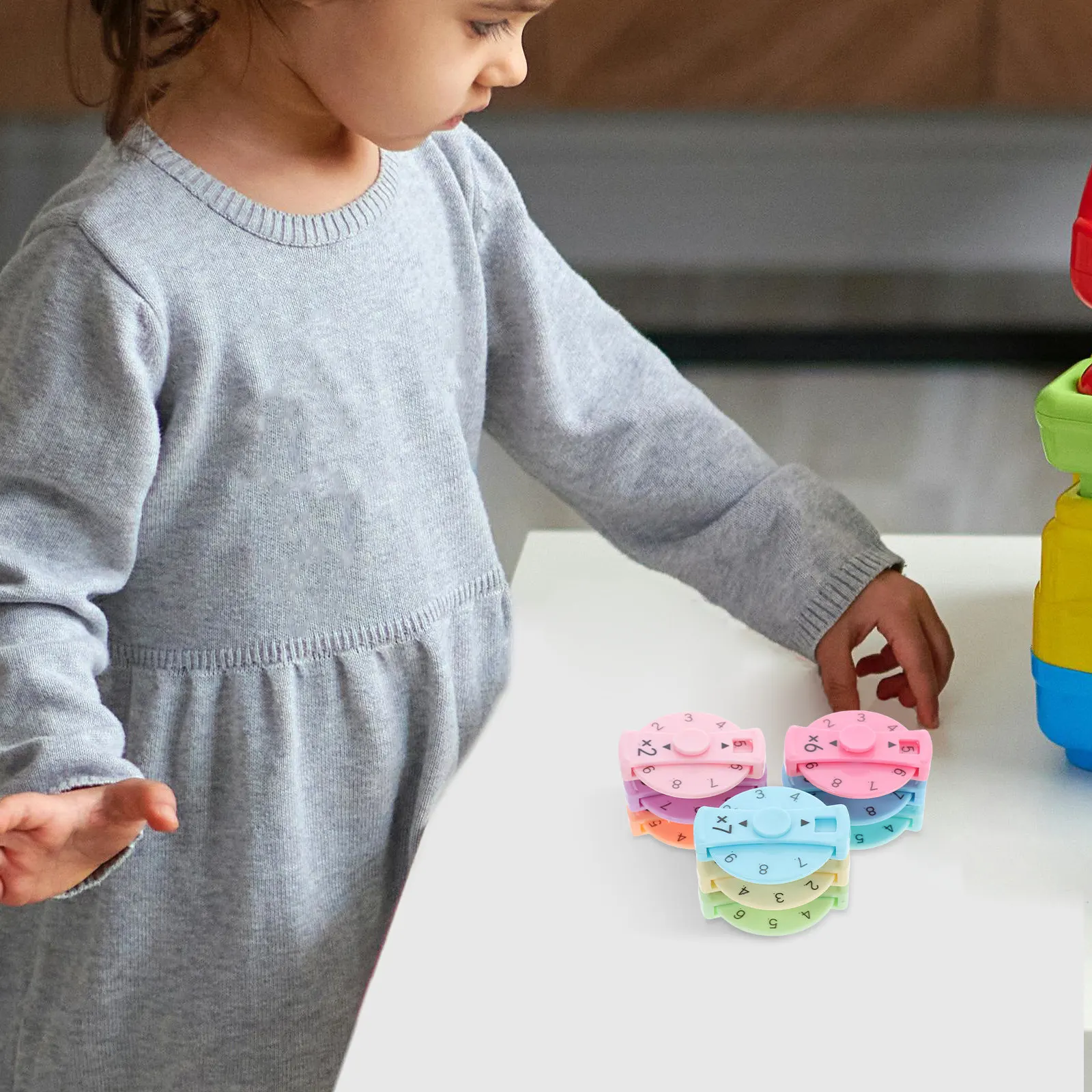 9個入り-算数ゲームおもちゃ、子供向け、教室や先生の授業で使える、集中力を高める、掛け算・割り算の学習に役立つ、教育用ジャイロ。