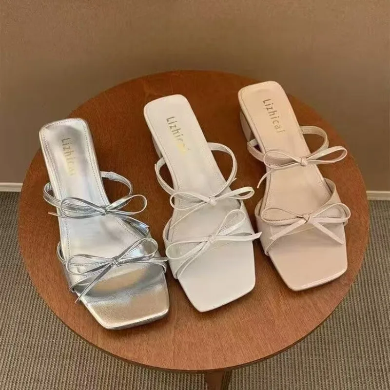 

Elegant Bowknot High Heels Sandals 2025 Summer Women Square Toe Design Coarse Heels Slippers Fashion Slip on Party Shoes Female