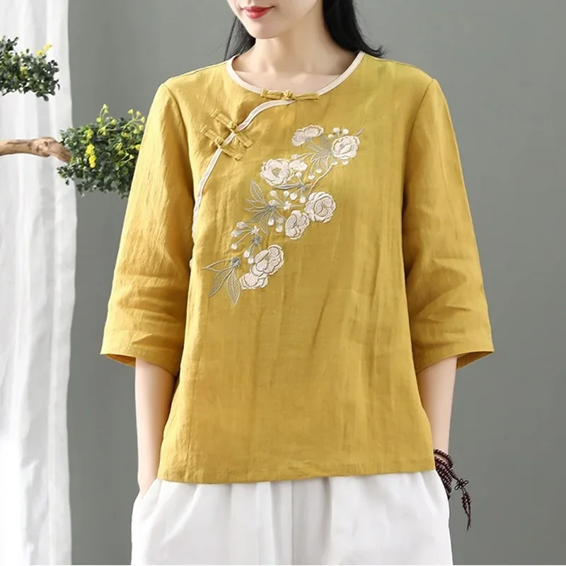 Traditional Chinese Style Clothing Women Vintage Cheongsam Tops Fashion Retro Embroidery Qipao Shirts Oriental Clothing 12163