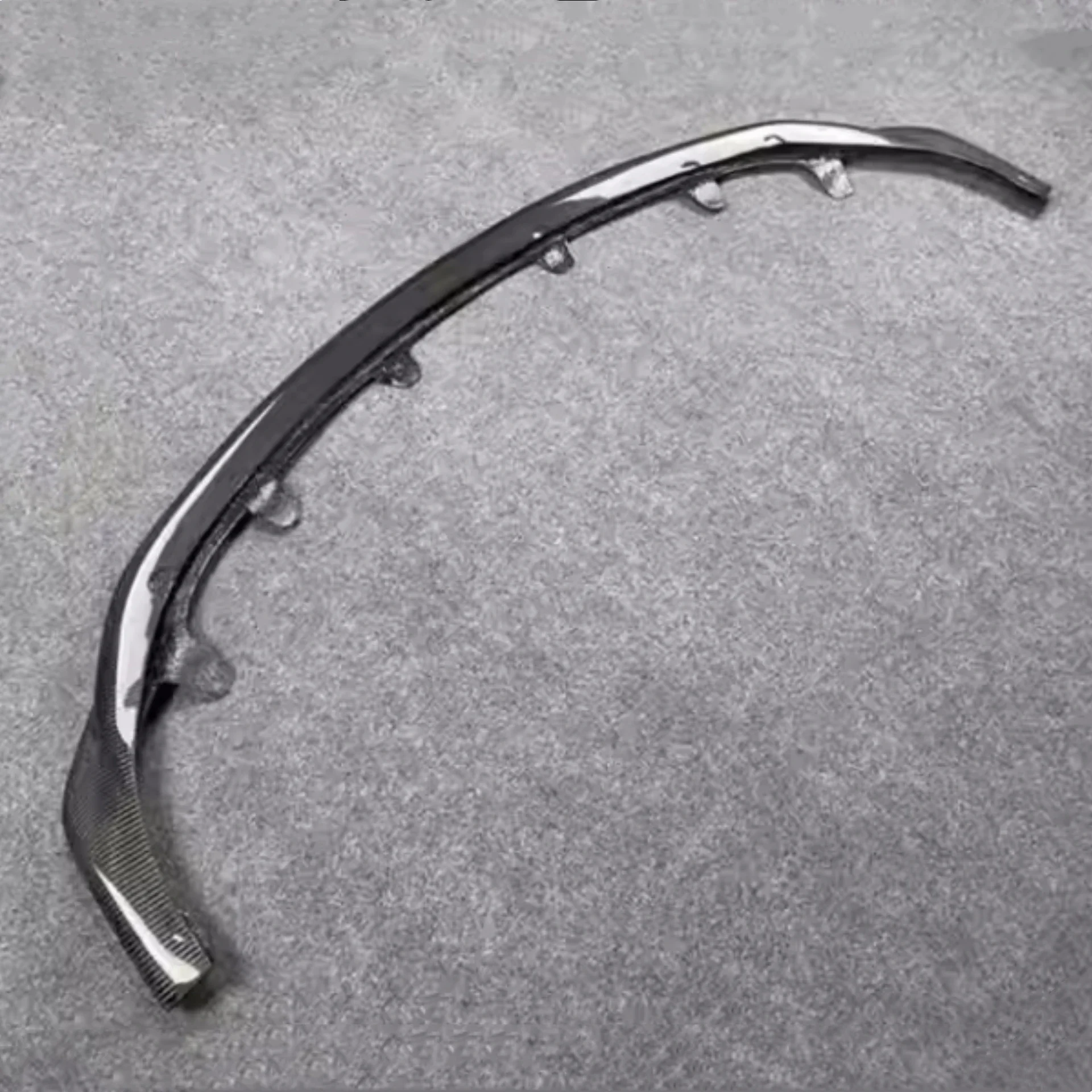 

Body Kit Carbon Fiber Front Lip for Lexus RC200T RC300 Convert Front Shovel Spoiler Car Accessories