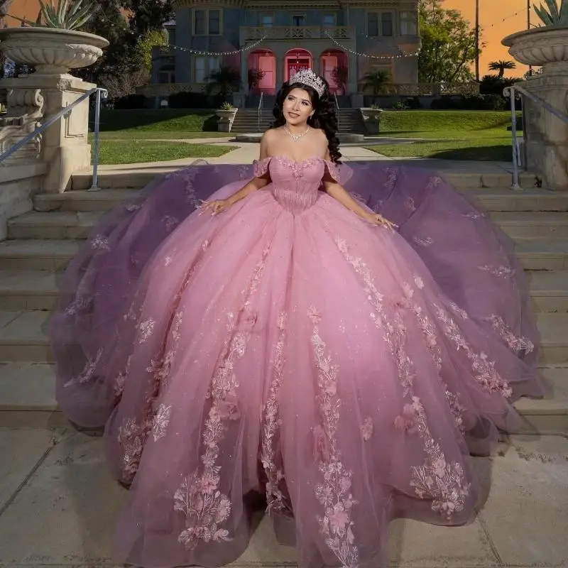 ที่กําหนดเองสีชมพู Quinceanera Ball Gown ปิดไหล่ Appliques ดอกไม้โบว์ลูกปัด Tull วันเกิด Payty 16 ชุด Vestidos 15