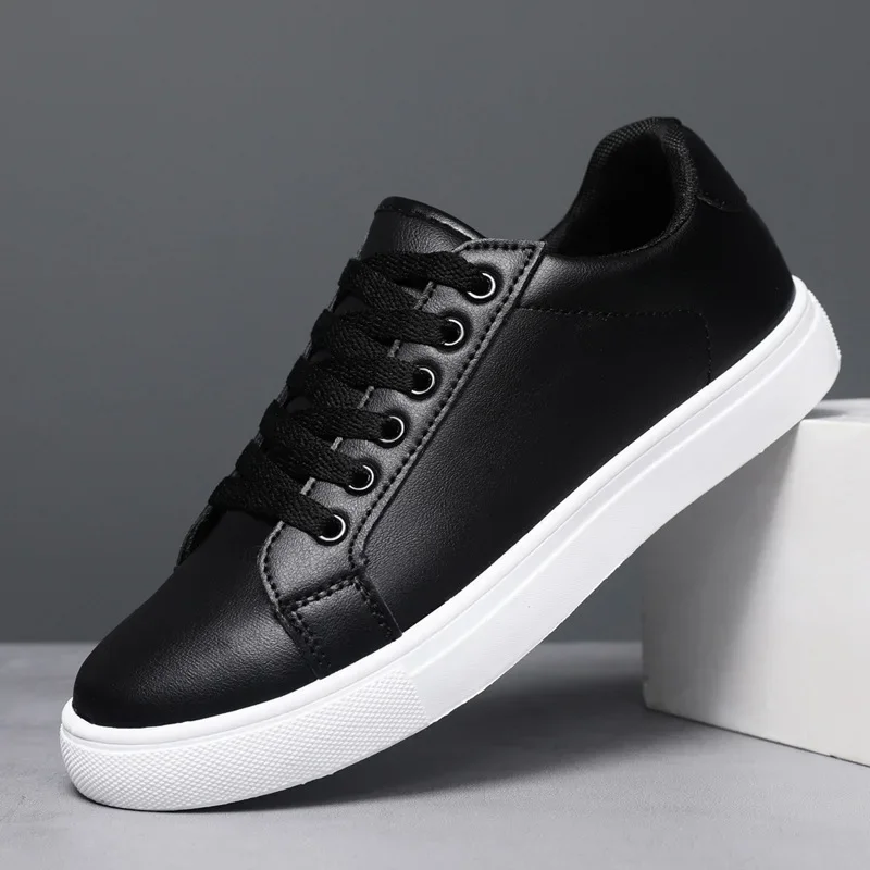 Chaussures décontractées noires pour hommes, chaussures tendance, nouvelle mode d'automne, espadrilles décontractées pour hommes, chaussures plates légères et confortables