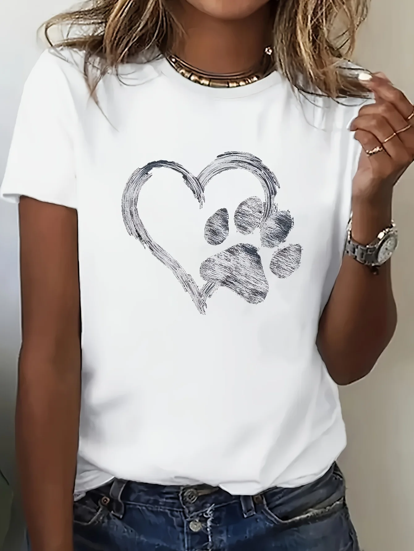 Women's Heart and Dog Paw Print Crew Neck Short Sleeve T-Shirt Funny Breathable Harajuku Fashion Graphic Clothes Female 90s Tee