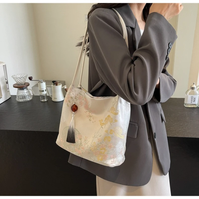 

Новые нейлоновые женские модные сумки-тоут большой емкости с вышивкой бисером в китайском стиле, сумки через плечо под мышками