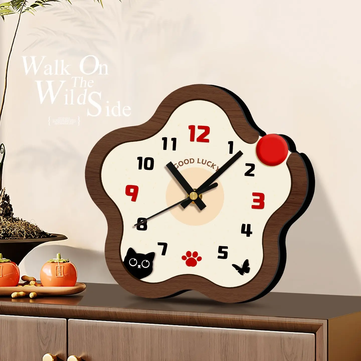 

2026 New Style Cute Kitten Themed Tabletop Clocks Standing Clocks with A Sense of Luxury Silent and Delightful Decorative Items