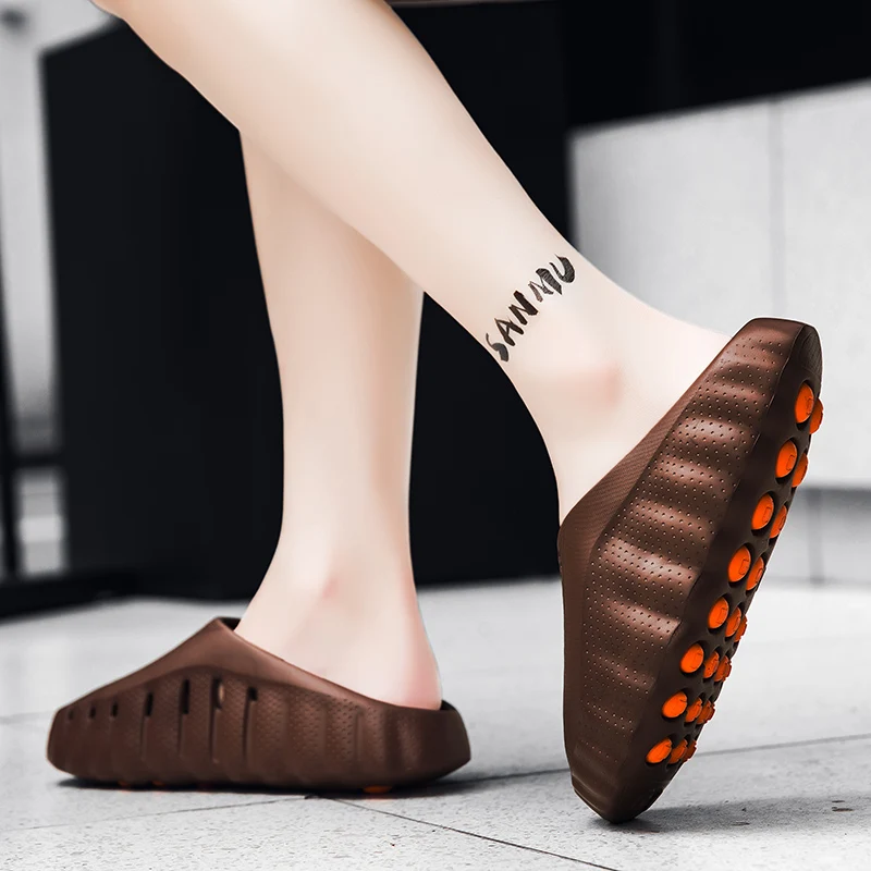 Lightweight Technology Men's Massage Slippers Beach Sandals Comfortable Soft Slides Clogs Casual Shoes Home 2026 Summer Slippers view 4
