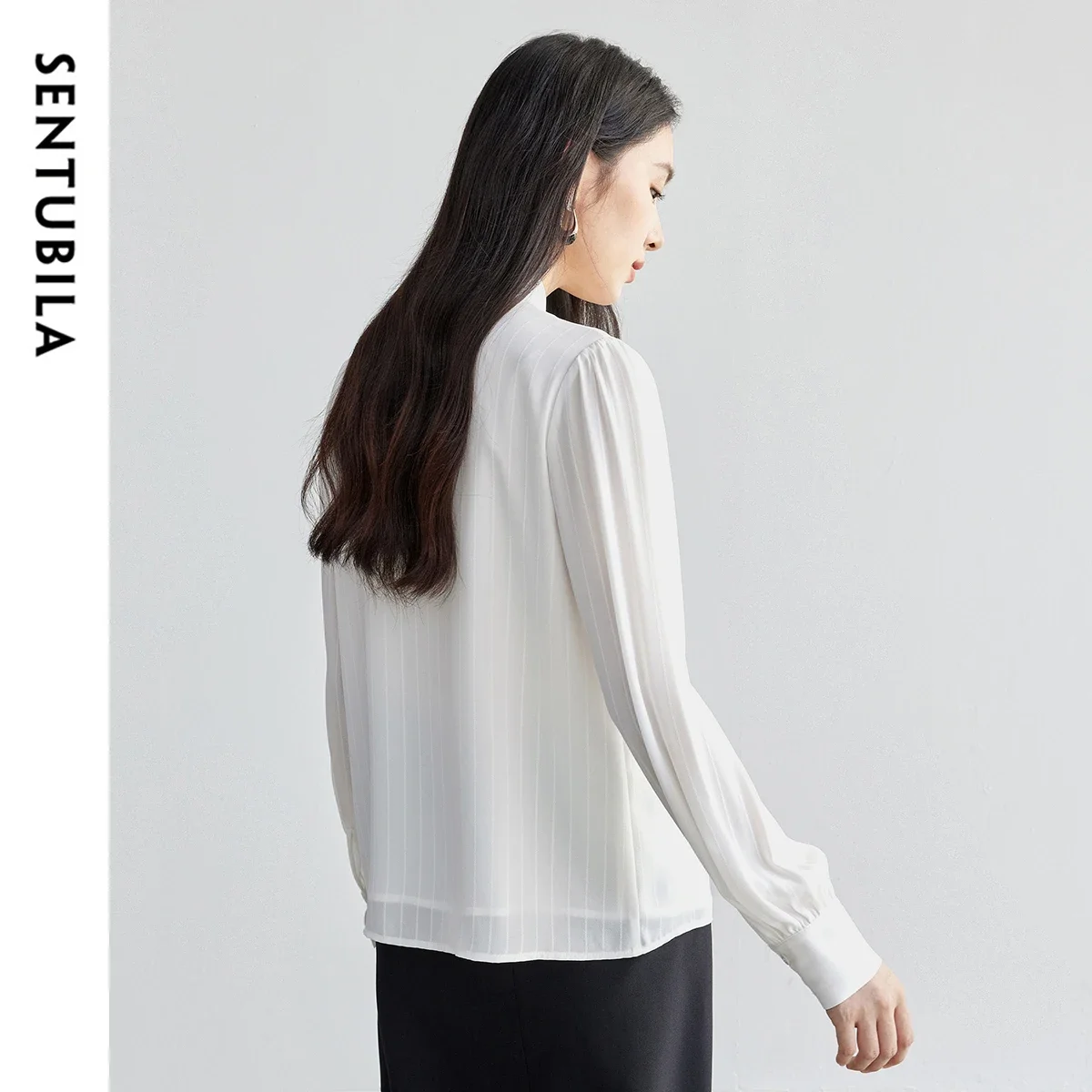 SENTUBILA Fashion White Shirt For Women 2025 Spring New Hanging Butterfly Ribbon V-Neck Chiffon Shirt Commuting Tops 151V57849