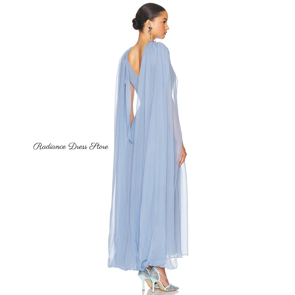Hoge kwaliteit blauwe chiffon avondjurk Sierlijke V-hals Mouwloos A-lijn Aangepaste homecoming-jurken Eenvoudige beroemdheidsjurken