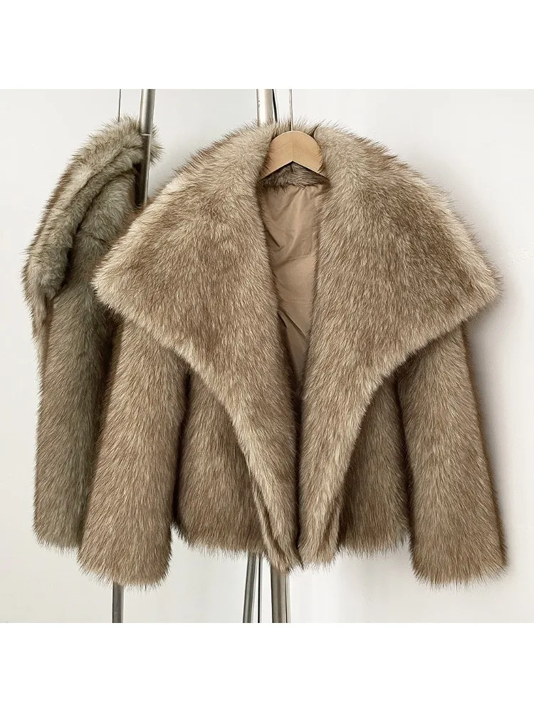 

Tossy Winter Turndown Collar Fur Feather Overcoat For Women Warm Commuting Long Sleeves Luxury Outwear Female Fur Feather Coat