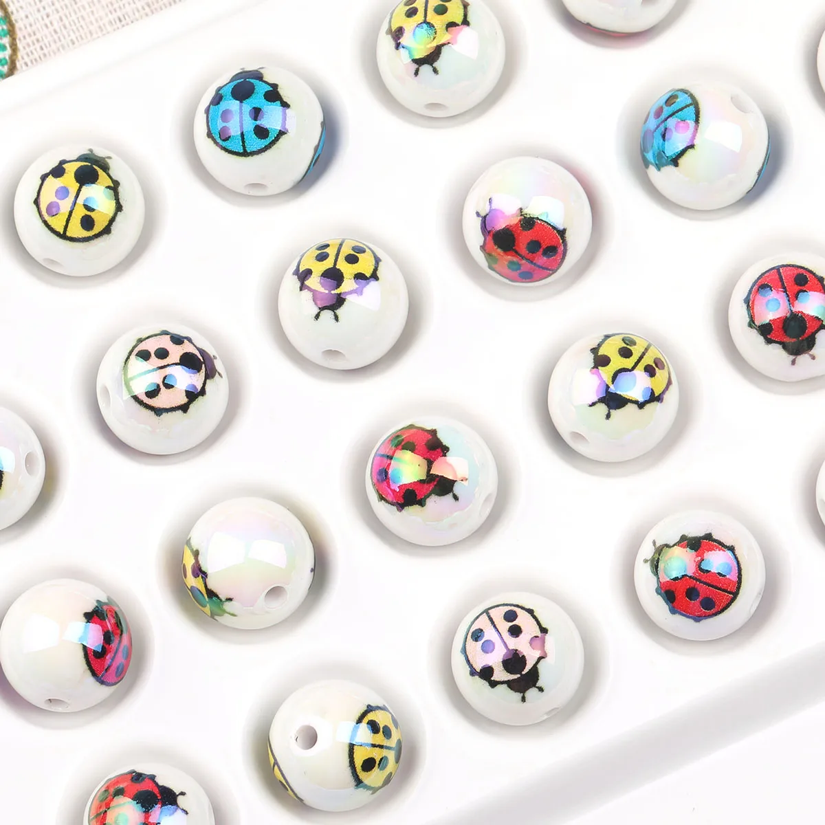 16/32pcs Random Color Ladybug Print Round Acrylic Beads 15mm For DIY Bracelet Necklace Hair Accessories Craft Making