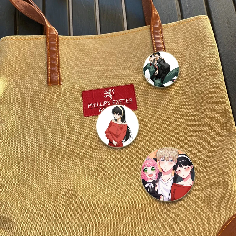 32/44/58mm Hot Anime SPY X FAMILY Brooch Anya Forger Yor Forger  Cosplay Pins Clothes Bags Accessories Gifts