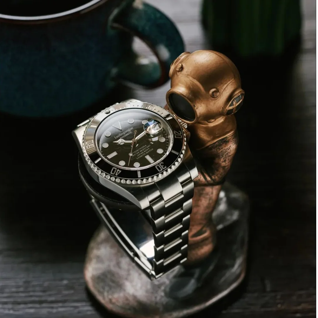 ساعة رجالية من سلسلة الغواصة الفاخرة، ساعة ميكانيكية أوتوماتيكية مقاومة للماء للأعمال العصرية للرجال، تصميم هيكل عظمي، حزام من الفولاذ المقاوم للصدأ، هدية عيد ميلاد وعيد الحب للرجال