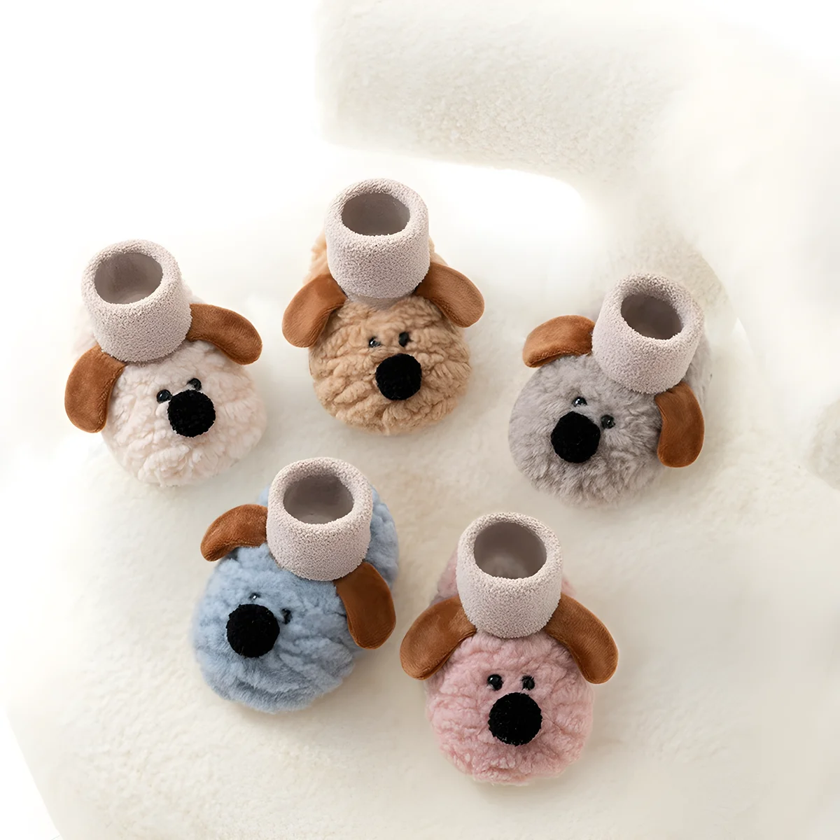 

Детская прогулочная обувь для мальчиков и девочек, зимняя нескользящая теплая обувь на мягкой подошве для новорожденных, толстая флисовая обувь с героями мультфильмов для новорожденных