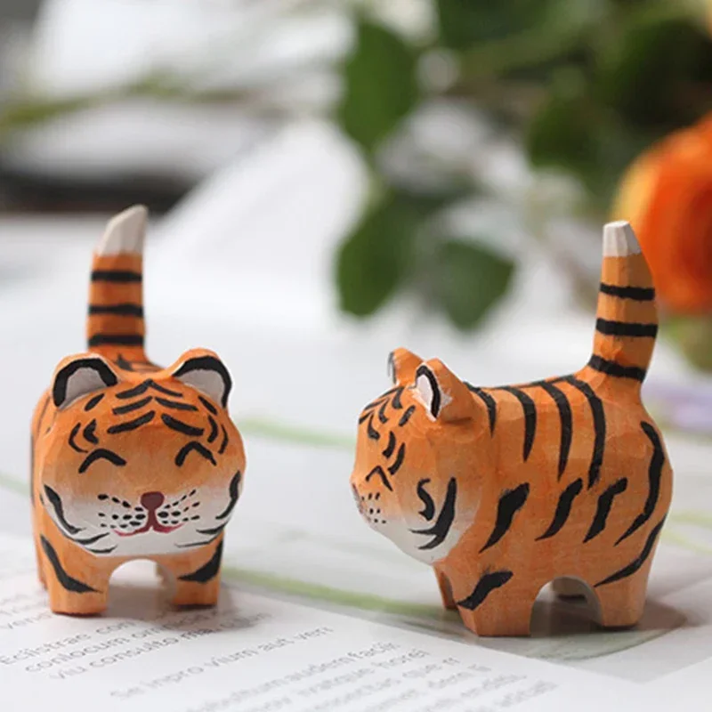 New Wood Carving Kitten Tiger Ornaments Animal Miniature Fairy Garden Doll House Decoration DIY Micro Landscape Home Decor