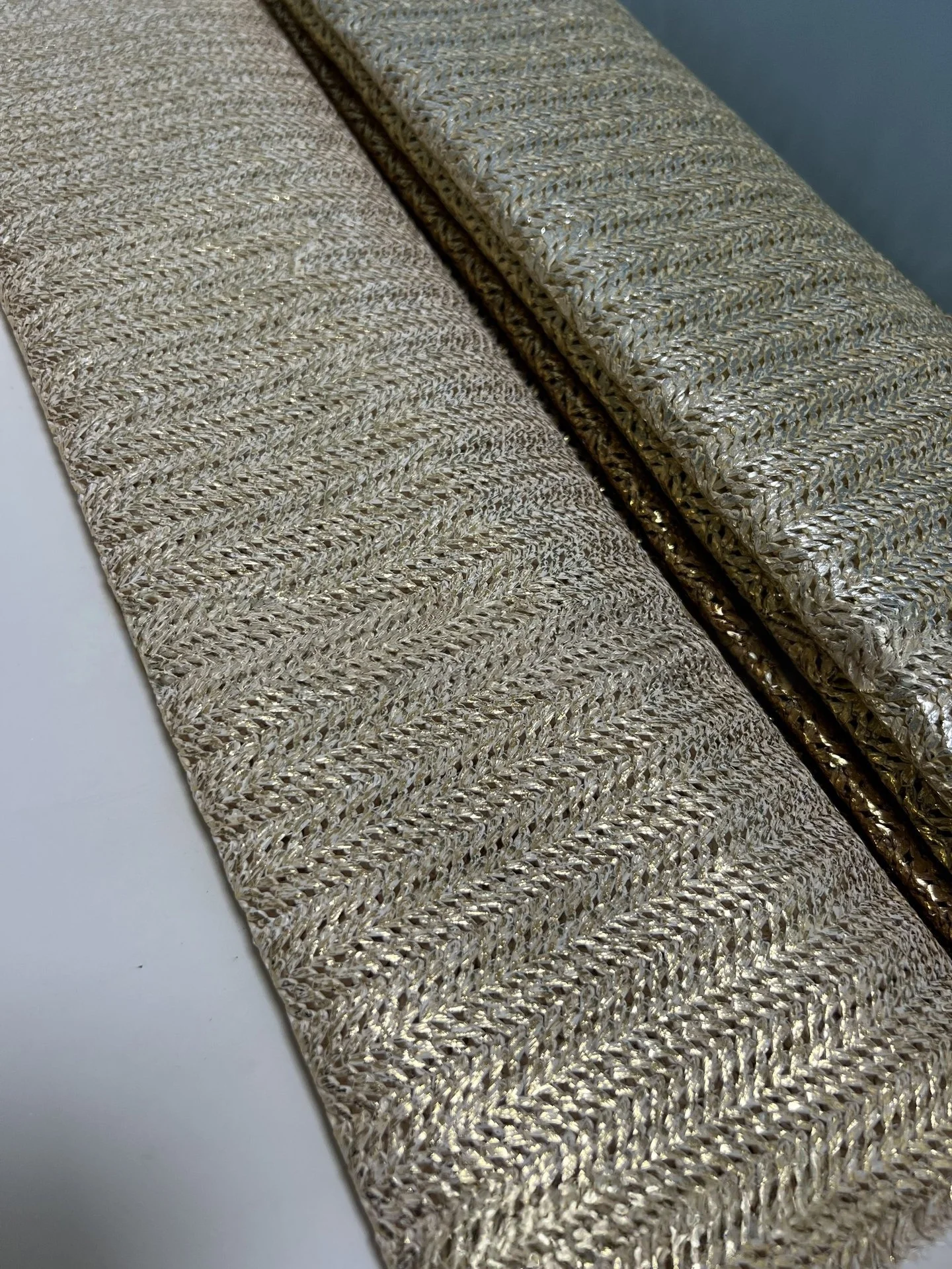 

1yard Gold Silver Shiny Surface Decorative Material for Bag Hat Shoe Luggage Making Fabric for patchwork PP Grass Woven Fabric