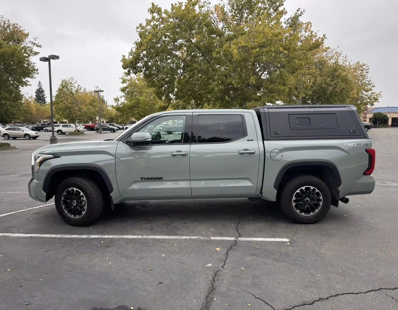 

Pickup Bed Cover 4x4 Offroad Accessories OEM Topper Pickup Truck Canopy for 2023 tundra 5.5ft