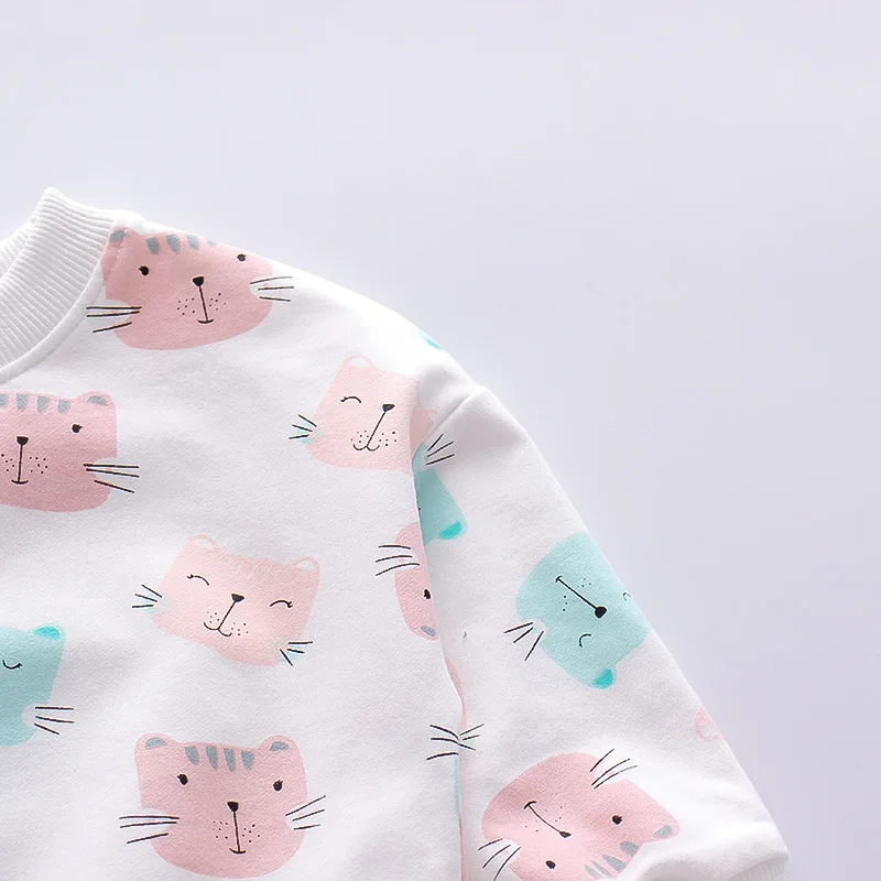 Vestiti per neonate Set Autunno Vestiti per ragazze 1-5 anni Bambini Cartoon Cat T-shirt Pantaloni 2 pezzi / set Tute casual per bambini all'aperto