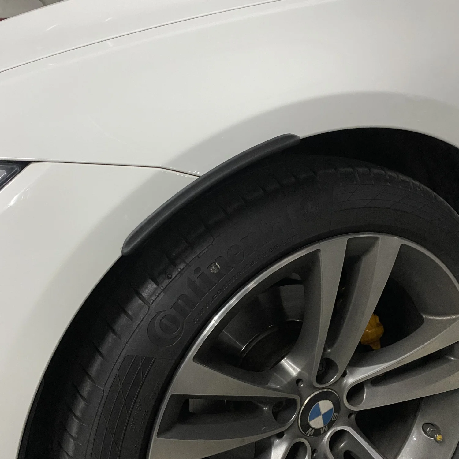 

4PCS Matte Black Car Fender Trim Stickers For BMW 4 Series F32 F33 F36 F82 420i 428i 435i 440i 2013-2020 Mud Flap Splash Guards