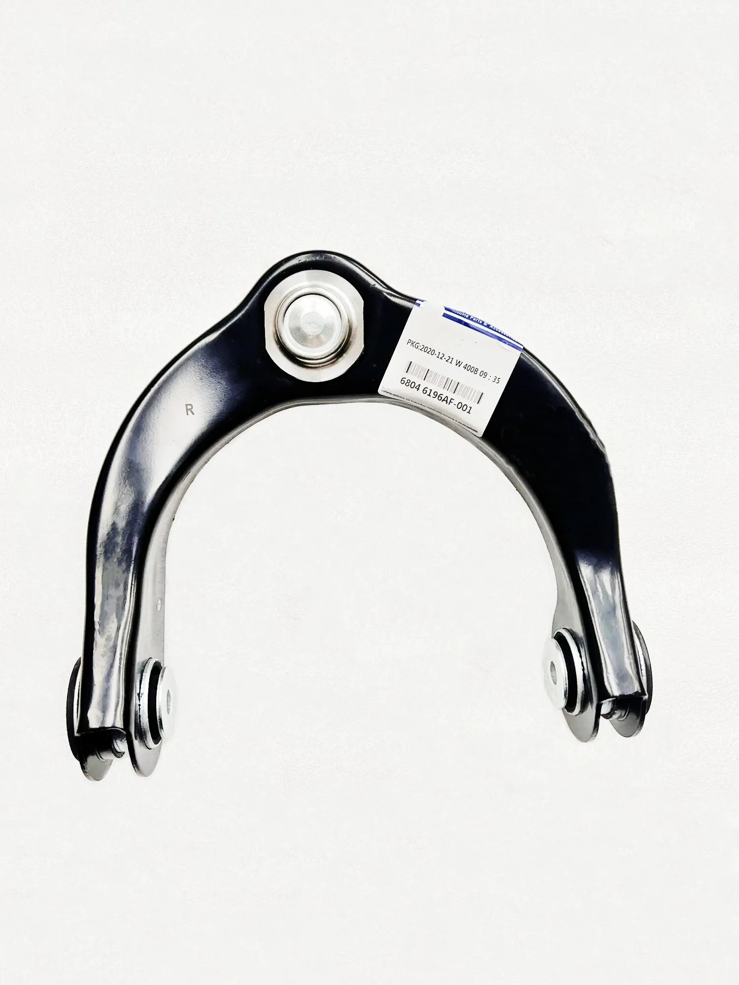 Upper Control Arm Assembly 68217808AB, 68046196AF, 68217809AB, 68966195AF, Suitable For: Jeep Grand Cherokee, 2011-2018