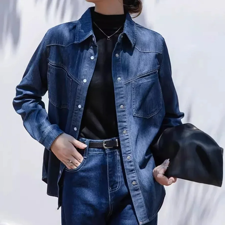 

Denim Shirt Top Women 2025 Autumn Vintage Blouse Y2k Single Breasted Turn Down Collar Pockets Washed Tops Overshirt Streetwear